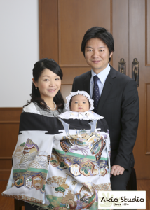 ご家族そろってのお宮参りのお写真もいい思い出になりますね2 水天宮前写真館