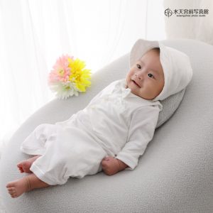 タキシードはニコニコ笑顔で♪お宮参りおめでとうございます!